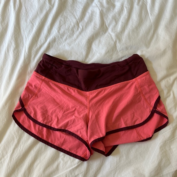 Lululemon Women's Speed Shorts Flash Light Dashing Purple - Picture 1 of 3